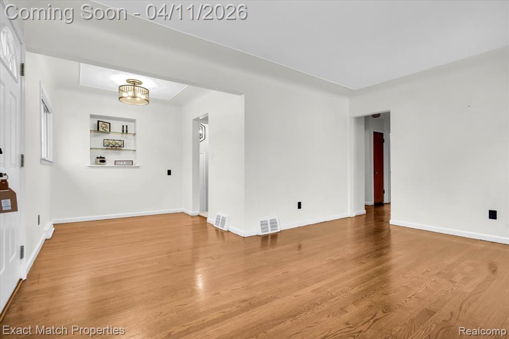 576 Markle Avenue, Pontiac, MI 48340 — Photo 9
