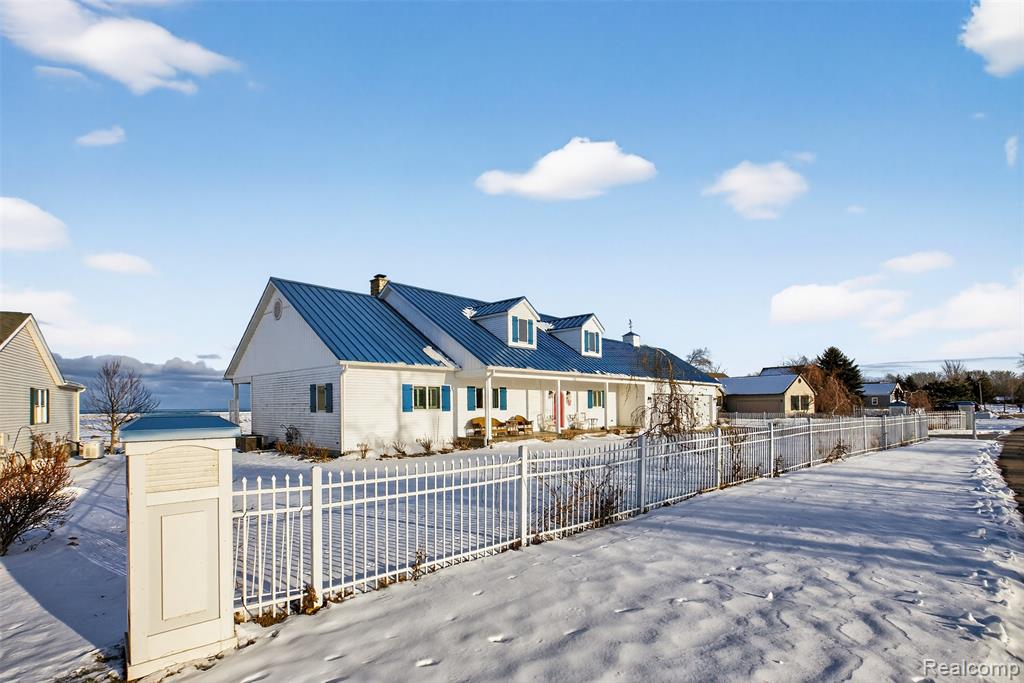 5110 Shorefront Lane, MI — Photo 38
