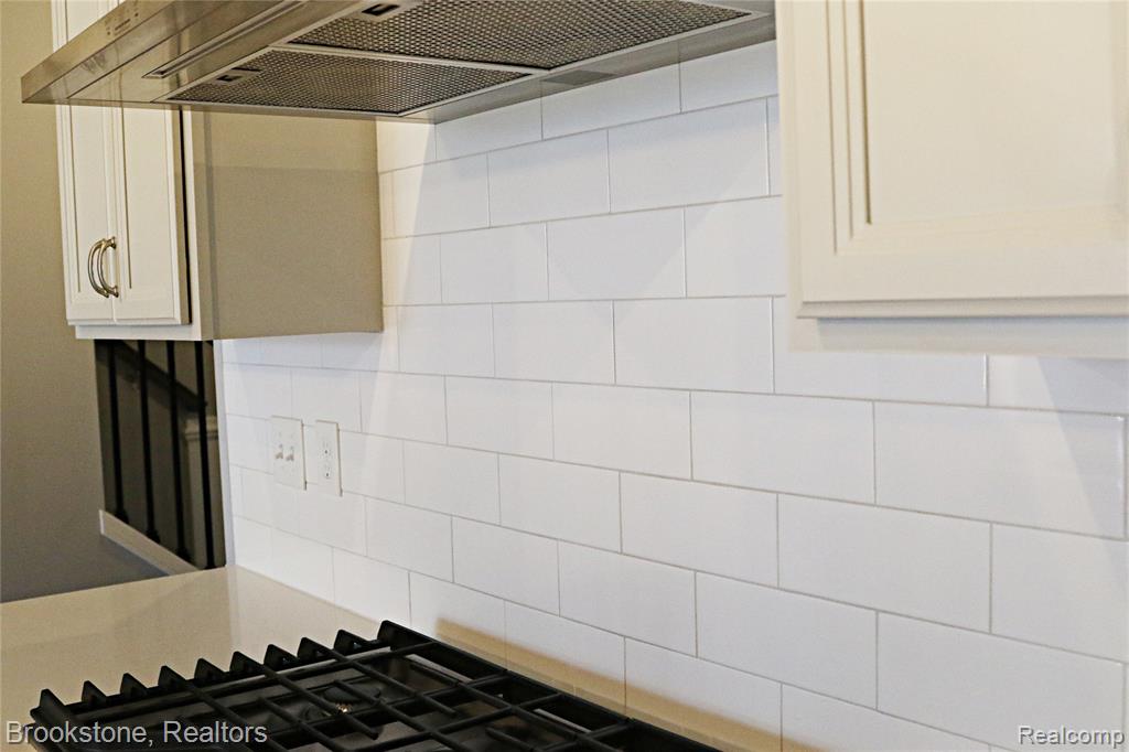 4789 Glenora Drive, Lake Orion, MI, 00000