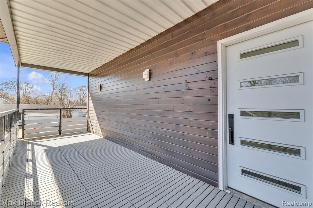 51 E Shevlin Avenue, Hazel Park, MI 48030 — Photo 45