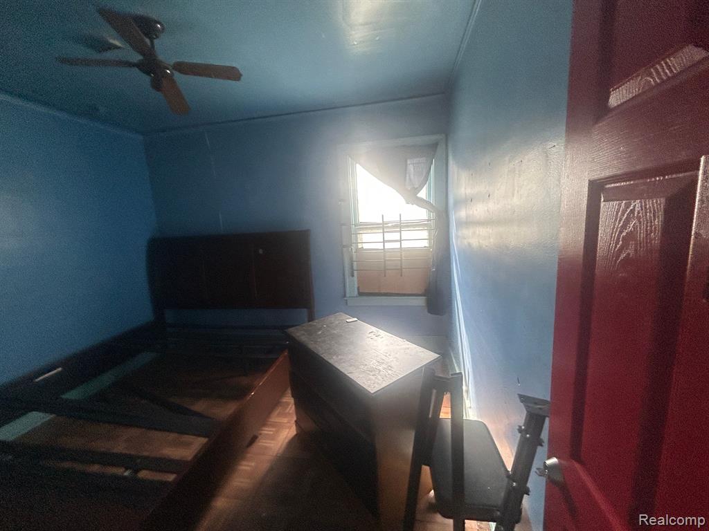 4548 COOPER Street, Detroit, MI 48214 — Photo 17