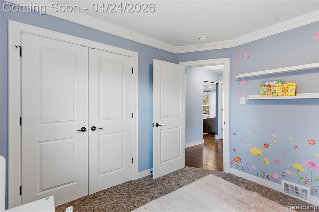 13431 Burton Street, Oak Park, MI 48237 — Photo 14