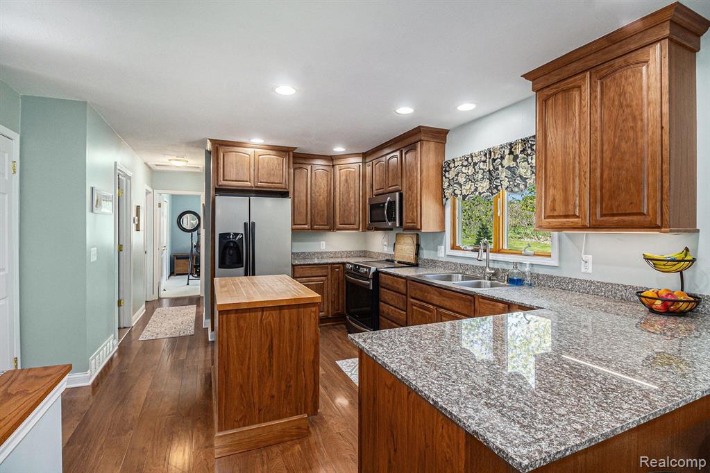 4172 SKINNER LAKE Road, Lapeer, MI 48446 — Photo 7