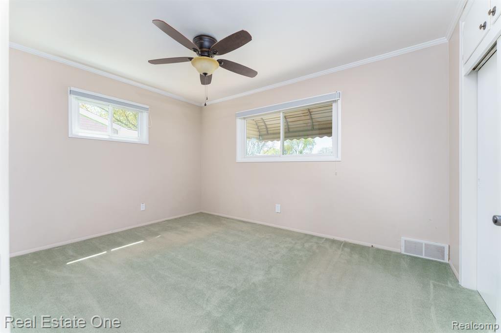 8744 SHARI Drive, Westland, MI — Photo 19