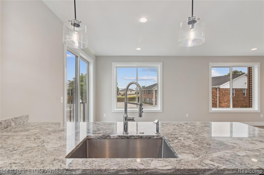 8120 Allor Landing, Brighton, MI 48114 — Photo 13