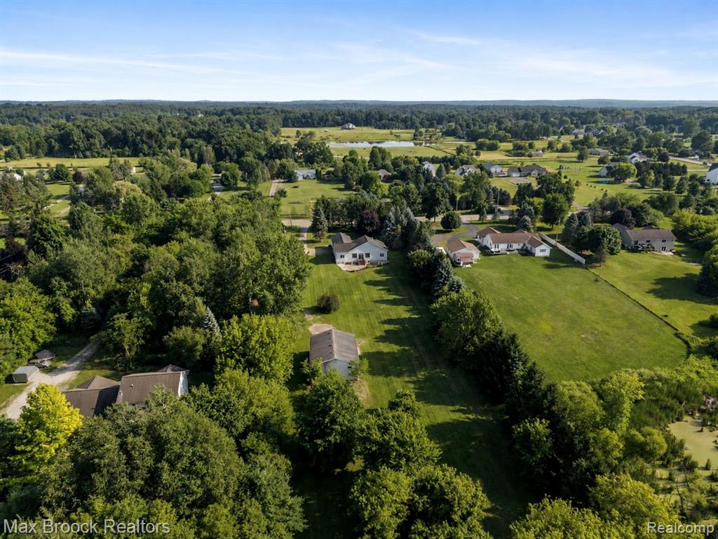 2165 Oakwood Road, Ortonville, MI 48462 — Photo 73
