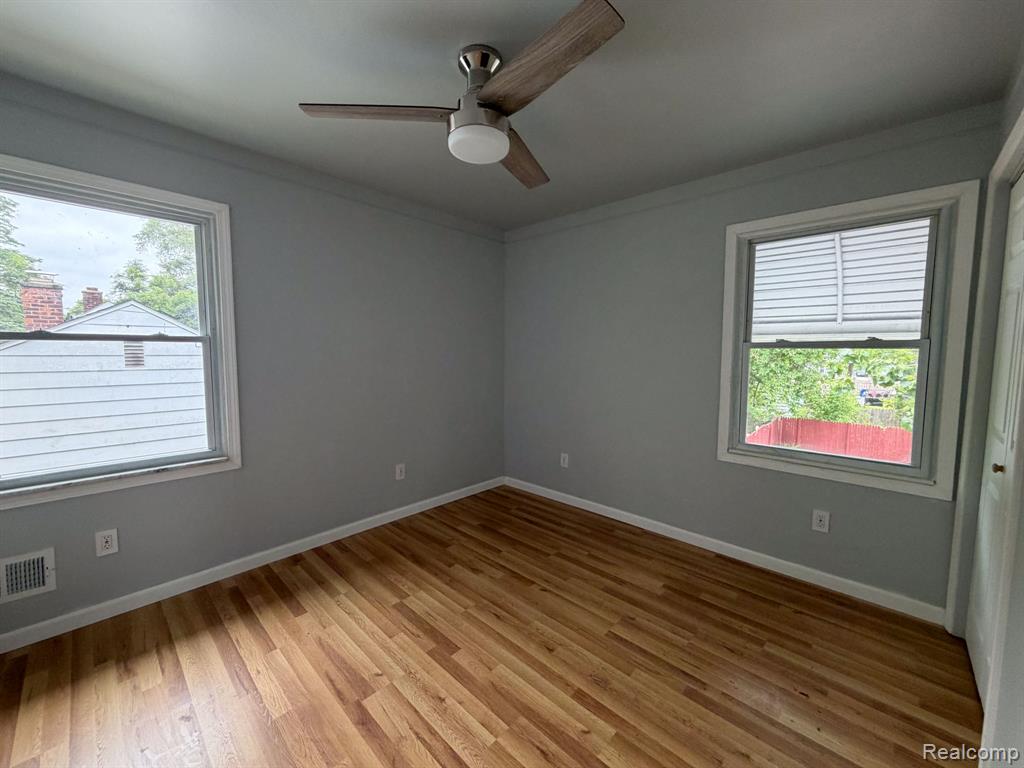 19940 Strasburg Street, Detroit, MI 48205 — Photo 27