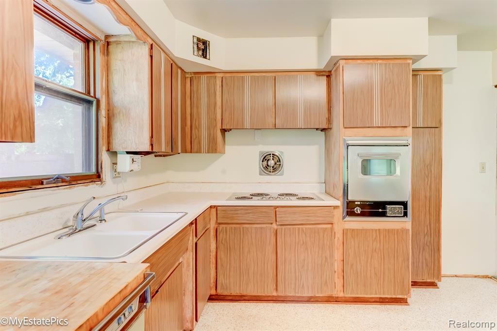 1432 ROOSEVELT, Ypsilanti, MI 48197 — Photo 18