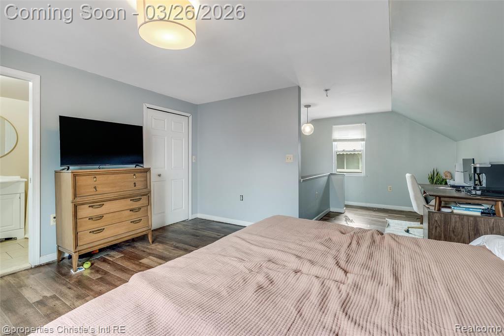 20631 Lochmoor Street, Harper Woods, MI 48225 — Photo 15