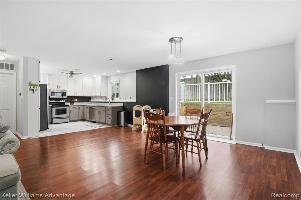 572 River Pointe Court, Milan, MI 48160 — Photo 9