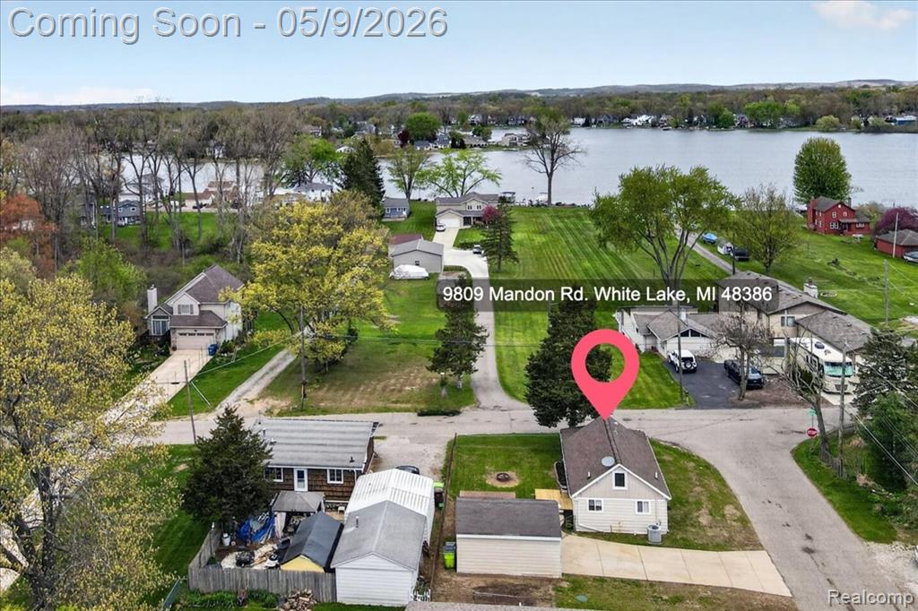 9809 Mandon Road, White Lake, MI — Photo 26