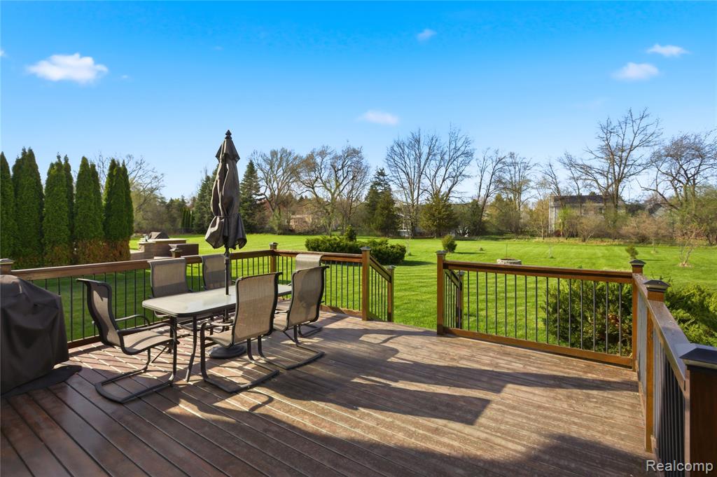 10909 Bouldercrest Drive, South Lyon, MI 48178 — Photo 8