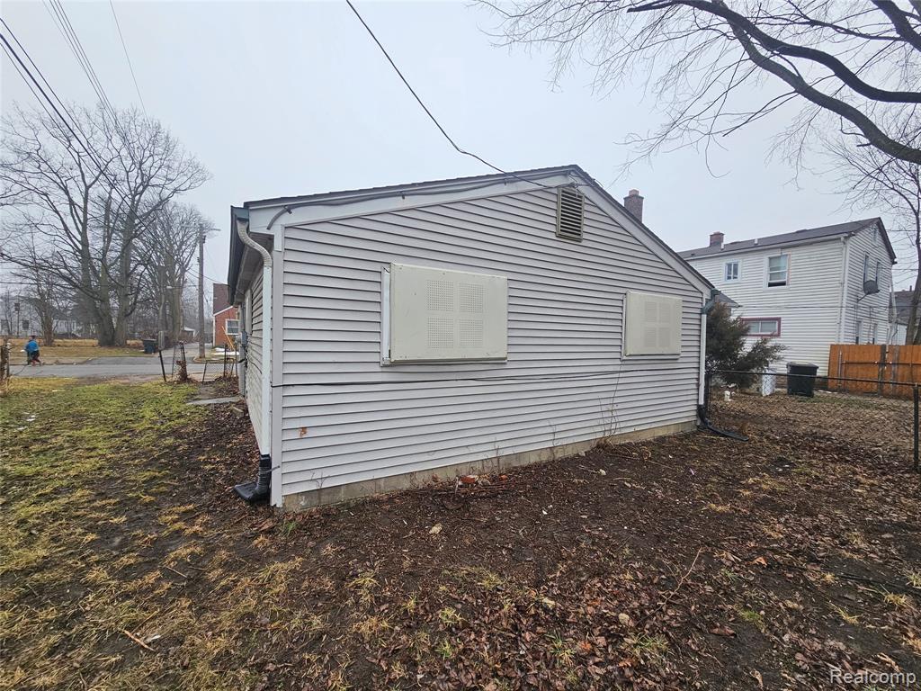 7425 Stahelin Avenue, Detroit, MI 48228 — Photo 6
