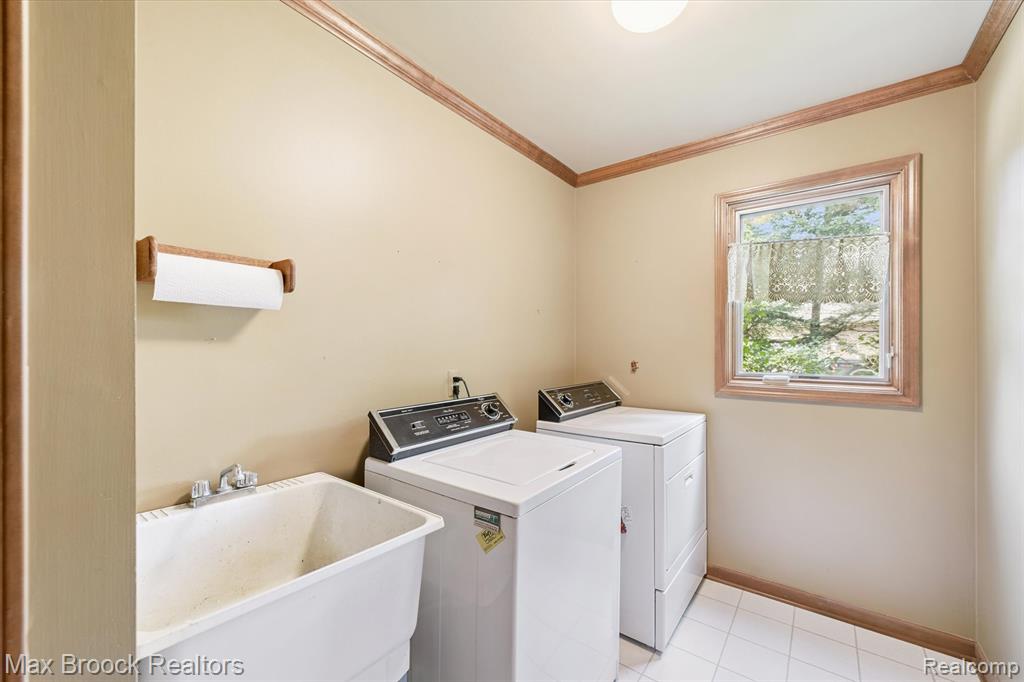 8936 Salem Farms Drive, South Lyon, MI 48178 — Photo 50
