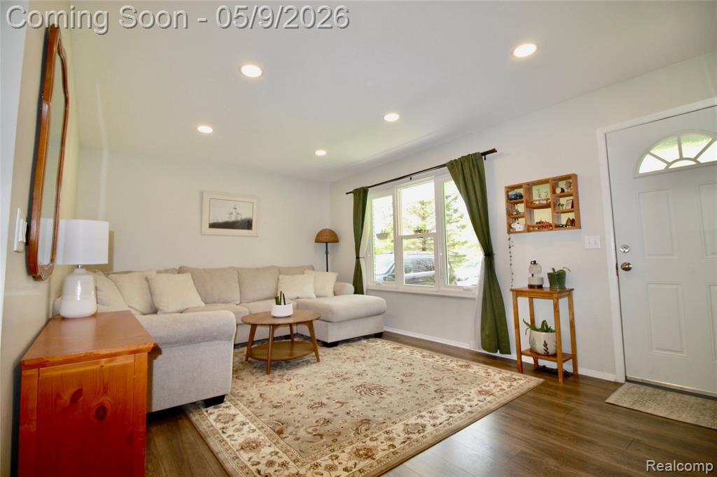 7077 Rivertown Road, Swartz Creek, MI 48473 — Photo 2