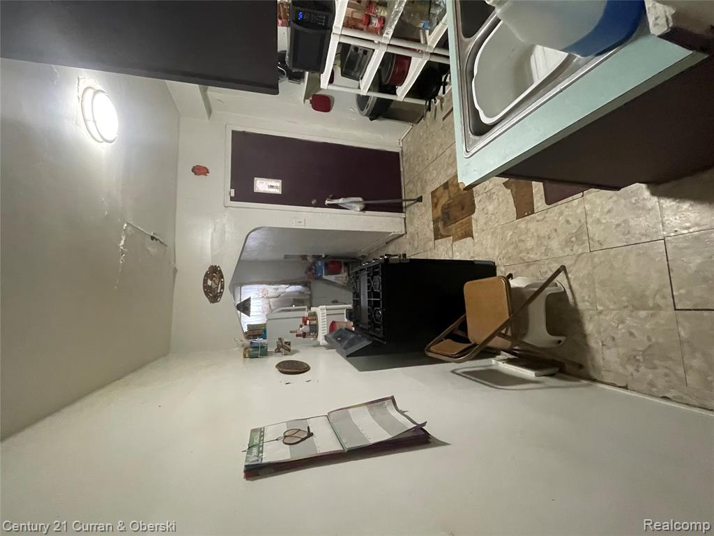 2688 W Philadelphia Street W, Detroit, MI 48206 — Photo 8