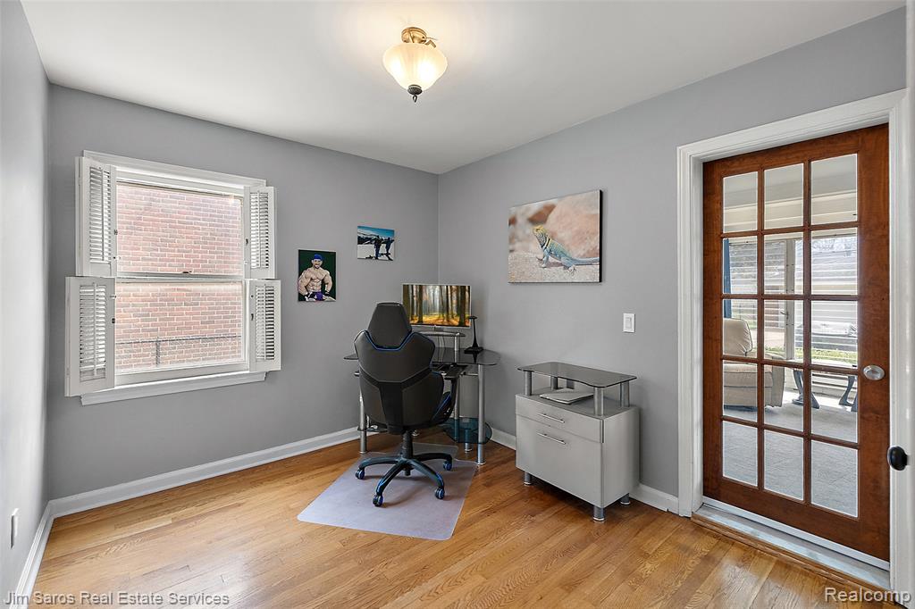 1837 Oxford Road, Grosse Pointe Woods, MI 48236 — Photo 15