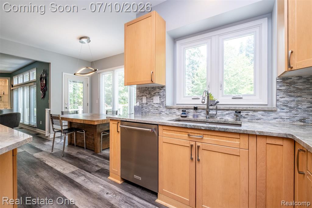 4488 Philip, Commerce Twp, MI 48382 — Photo 18