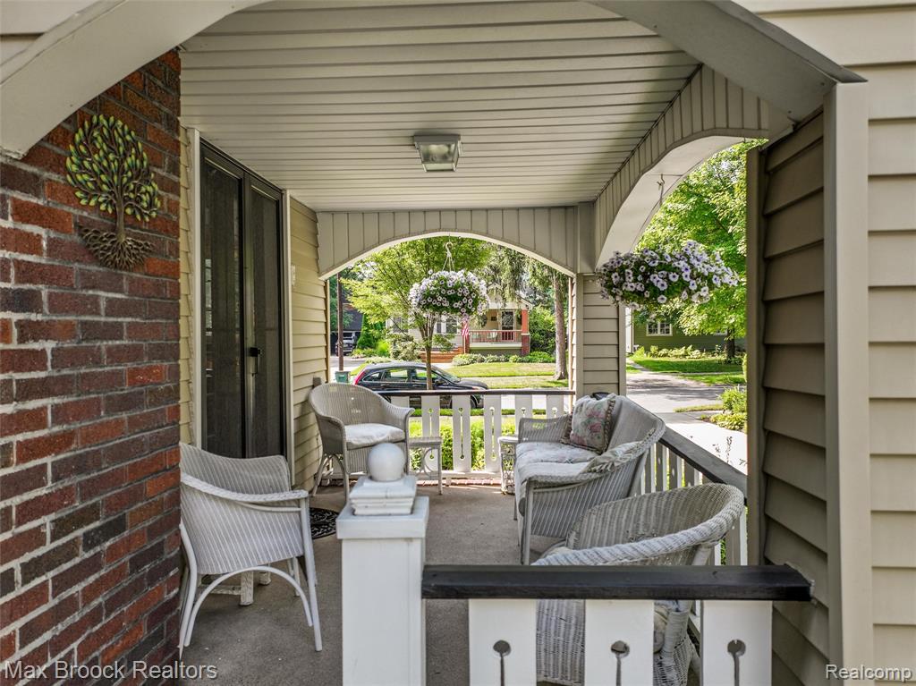 454 W Oakridge Street, Ferndale, MI 48220 — Photo 37