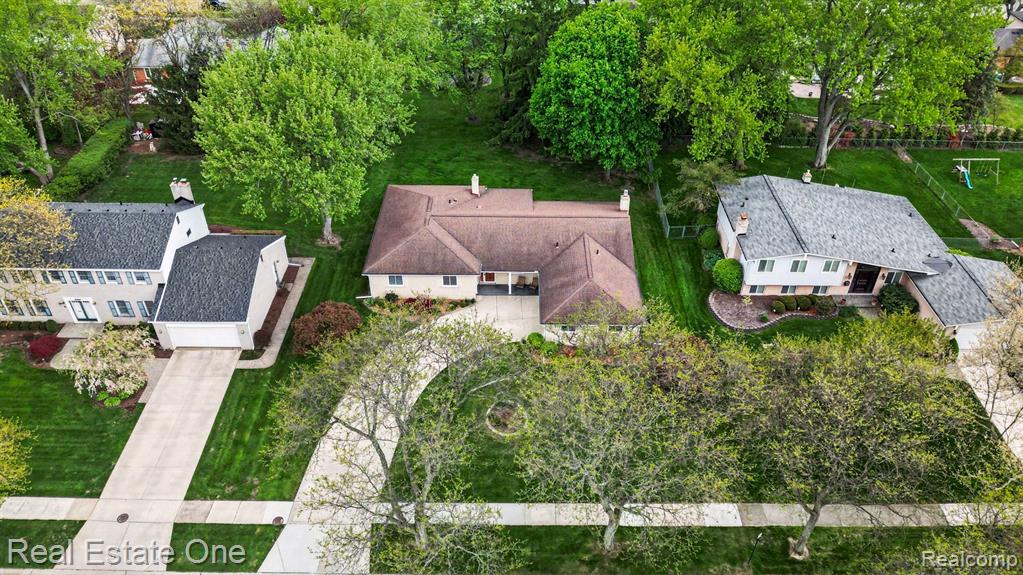 3888 Boulder Drive, Troy, MI 48084 — Photo 38