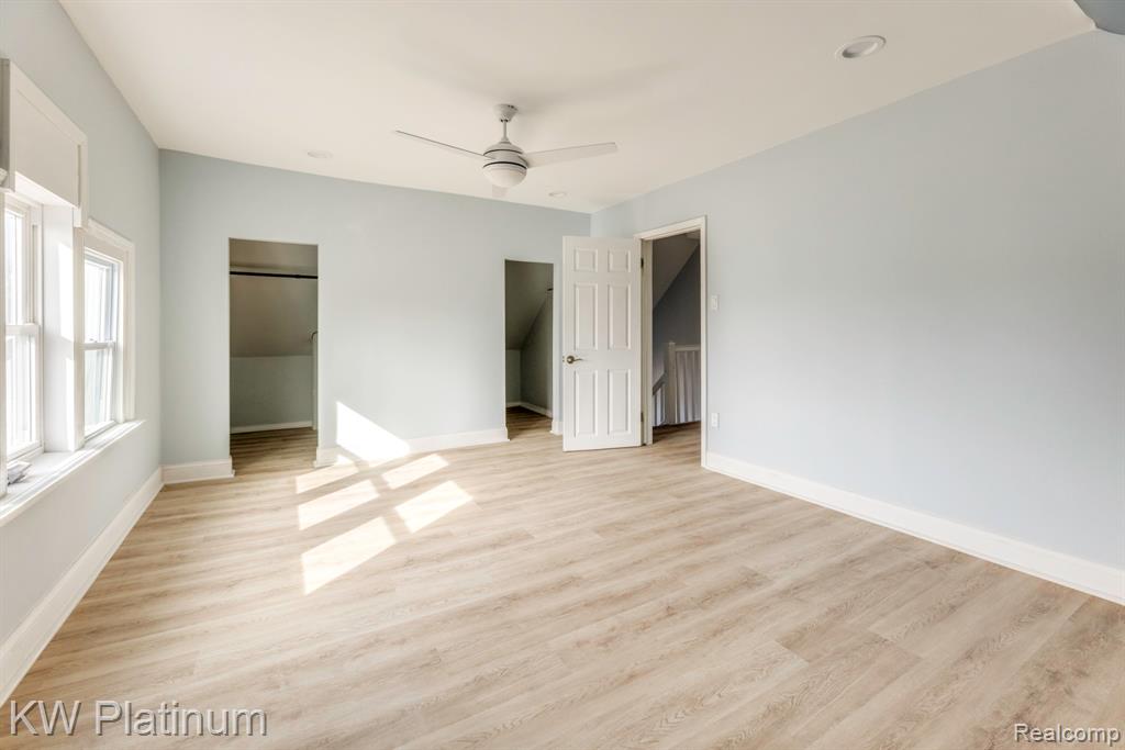 2819 Ravenswood Road, Port Huron, MI 48060 — Photo 22