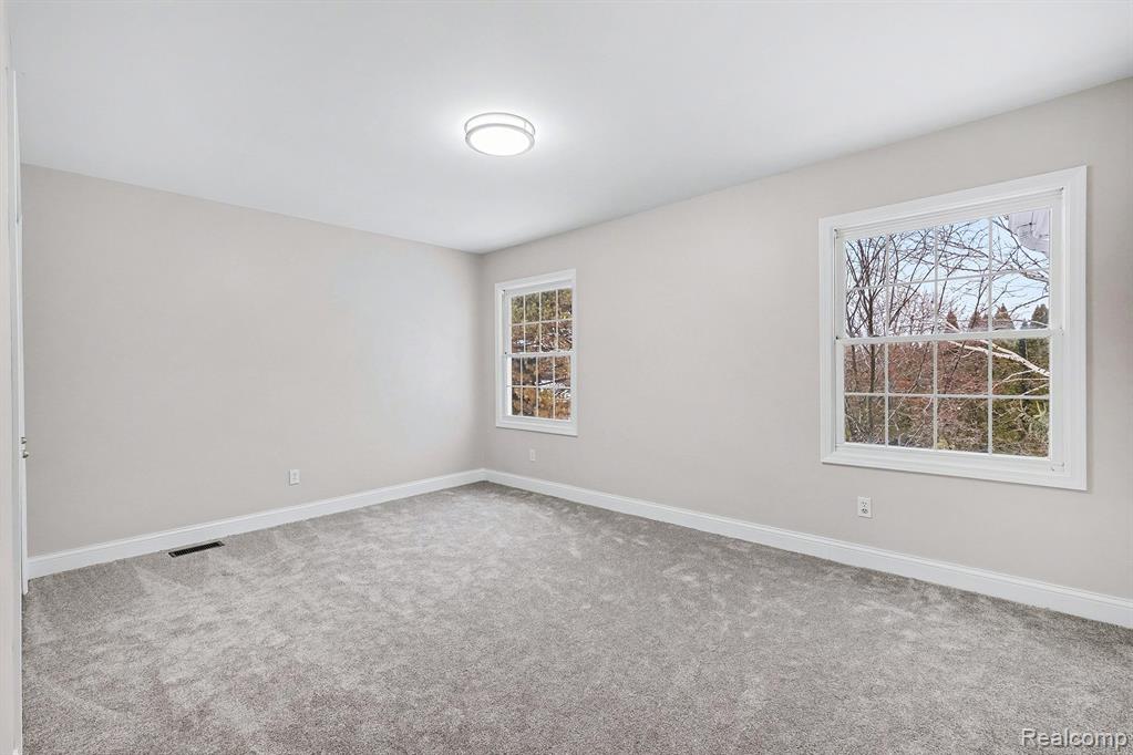 4116 Split Rail Lane, Fenton, MI 48430 — Photo 18