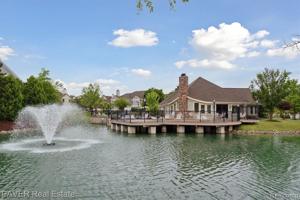 1565 WEATHERSTONE Drive, Ann Arbor, MI 48108 — Photo 44