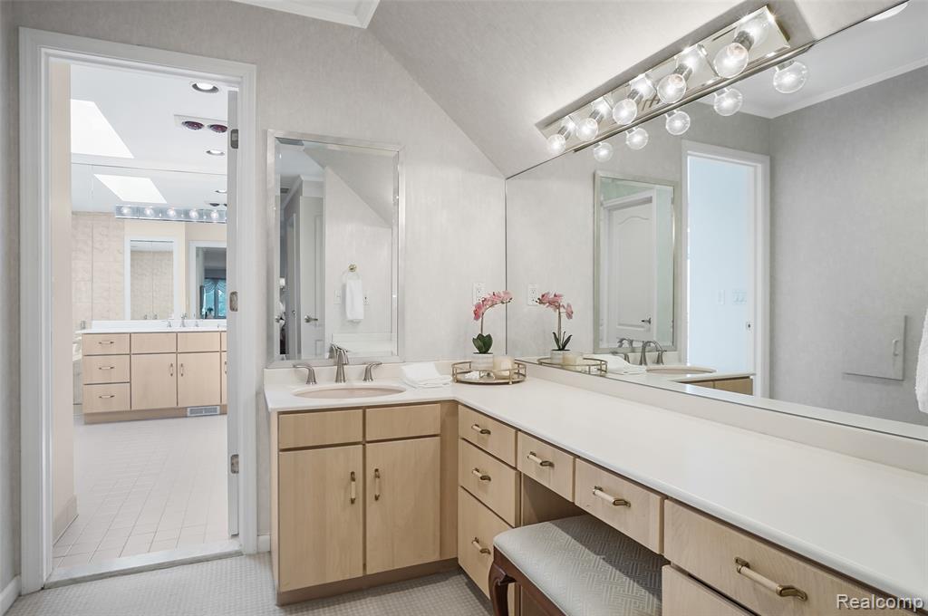 5575 Forman Drive, Bloomfield Hills, MI 48301 — Photo 33