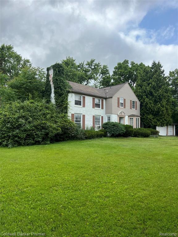 26751 Meadowbrook Way, Lathrup Village, MI 48076 — Photo 2