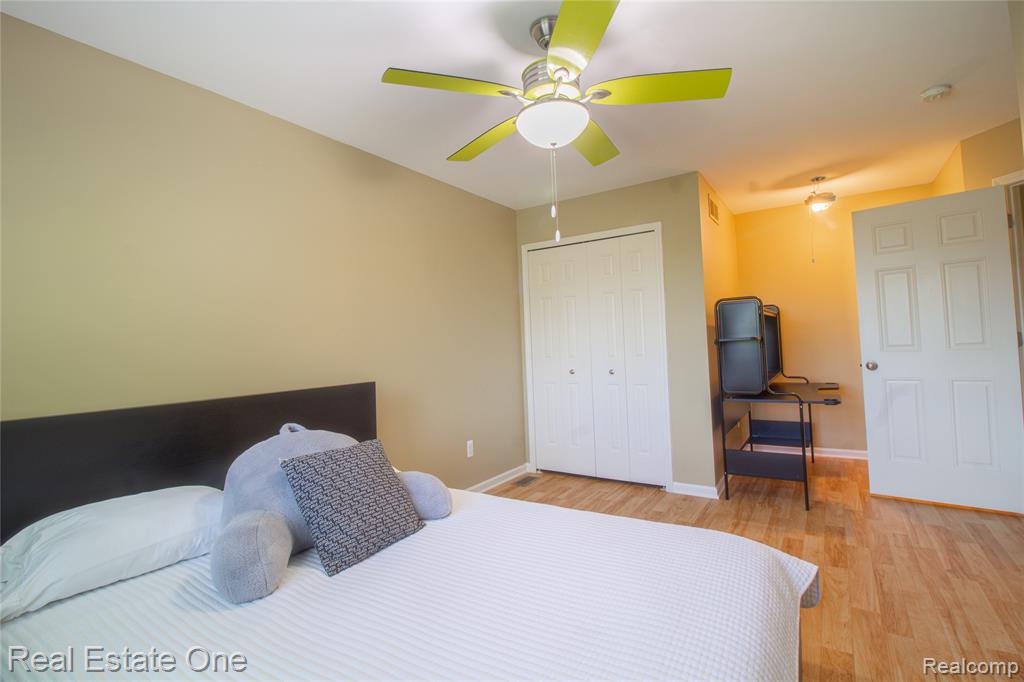 9068 Lebarron Court, Saline, MI 48176 — Photo 33