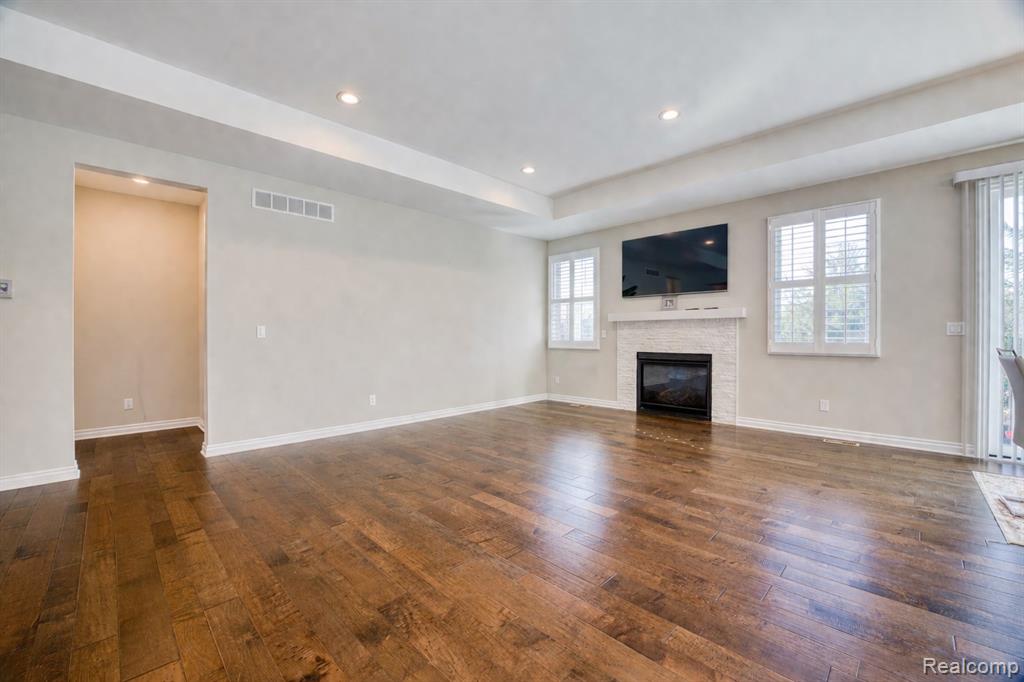 5809 Hartwick Drive, West Bloomfield, MI 48324 — Photo 4