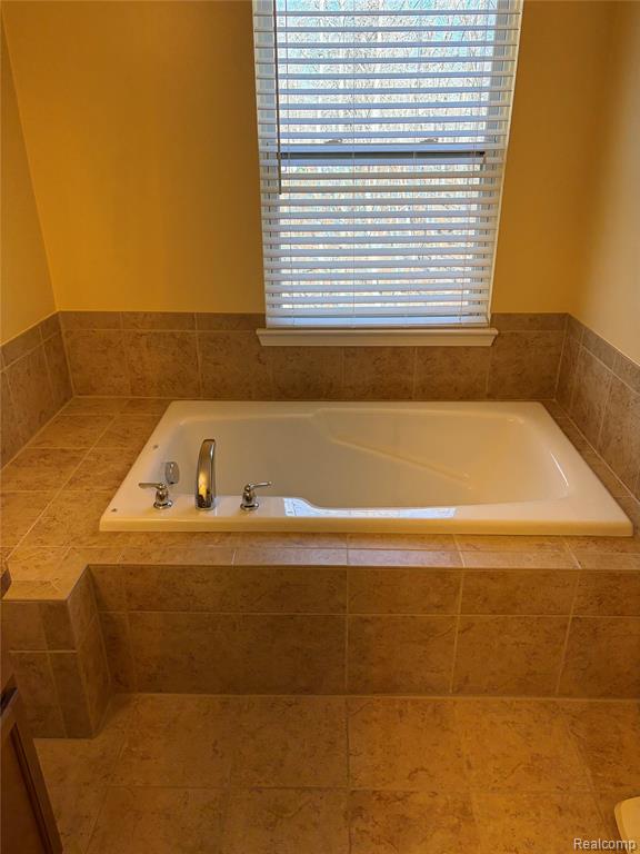 44265 Timberview Court, Belleville, MI 48111 — Photo 30
