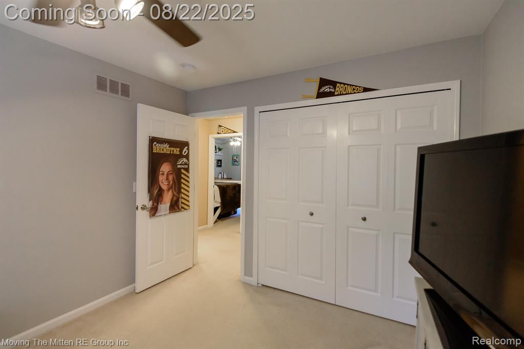 42782 Pond Ridge Lane, Van Buren, MI 48111 — Photo 41