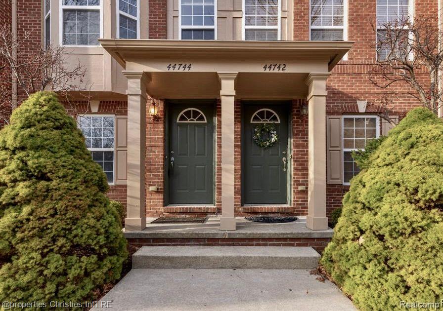 44744 GWINNETT Loop, Novi, MI — Photo 2