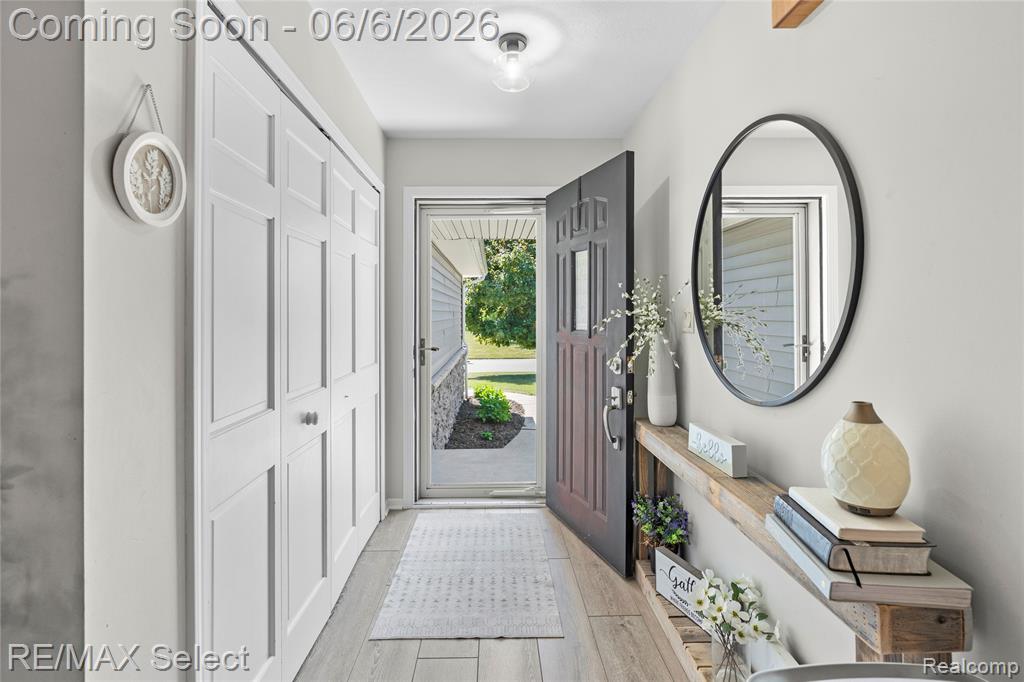 2288 Lost Creek Drive, Flushing, MI 48433 — Photo 21