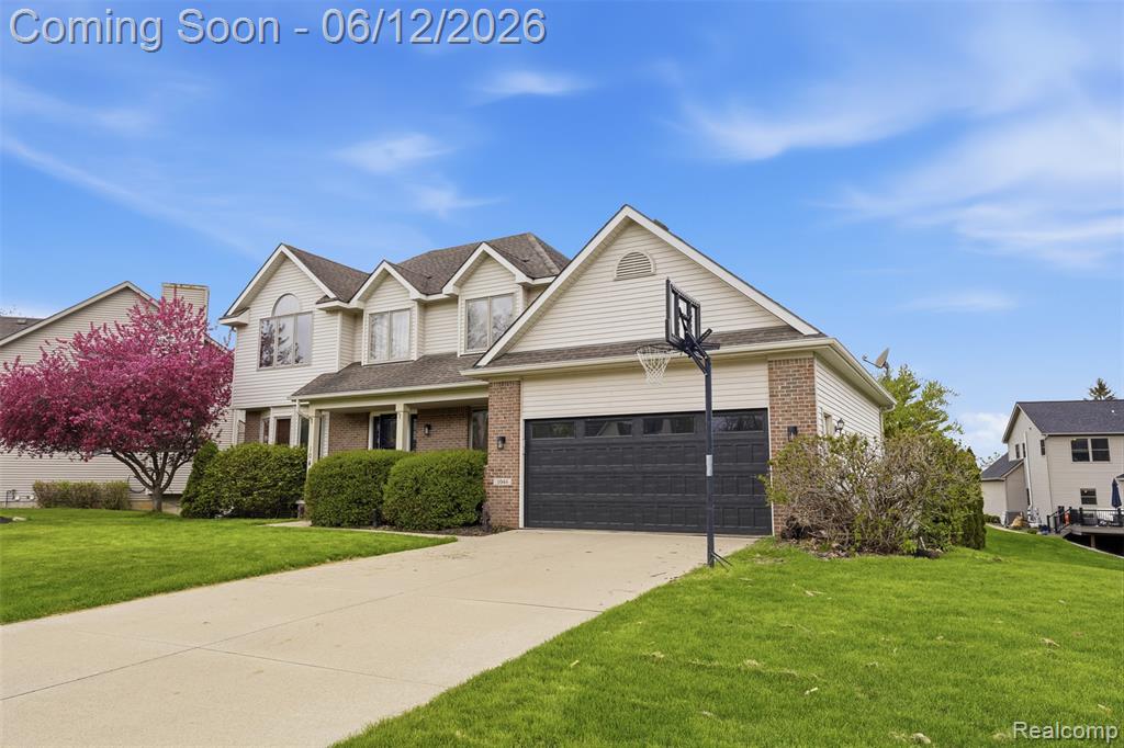 1044 Lincoln Drive - Photo 2