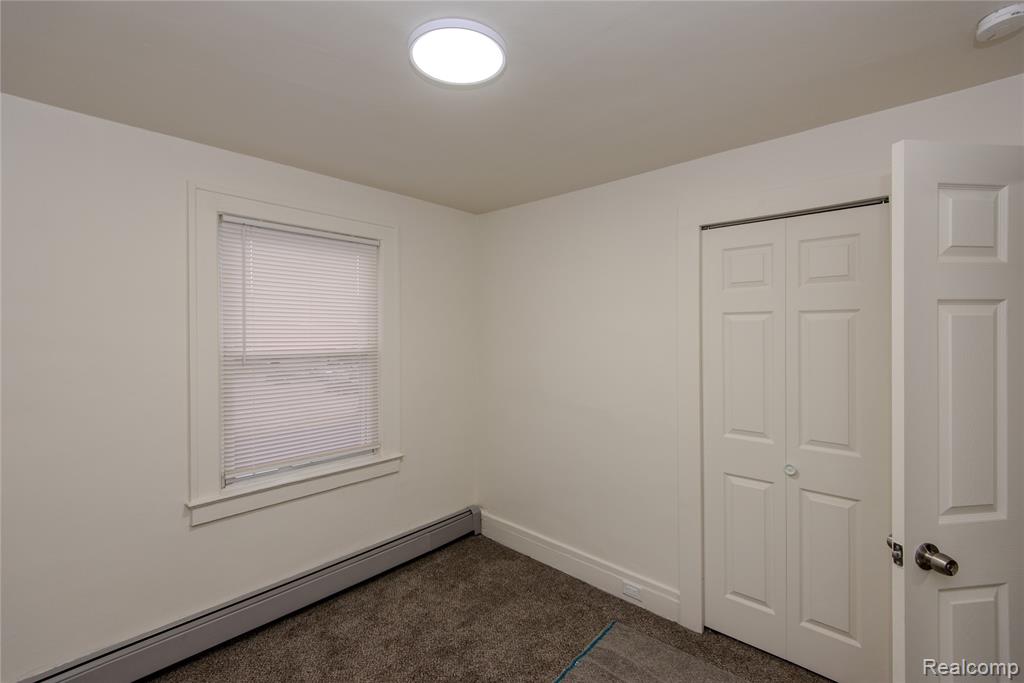 751 Dupont Street, Flint, MI 48504 — Photo 14