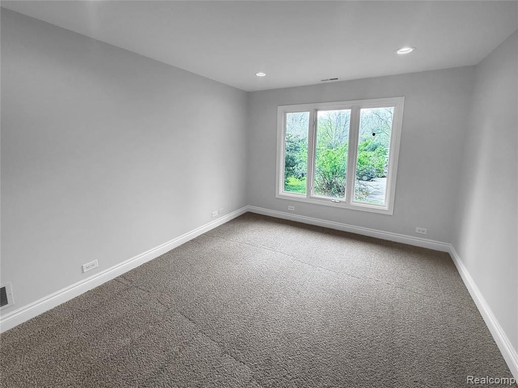 35854 Castlemeadow Drive, Farmington, MI 48335 — Photo 4