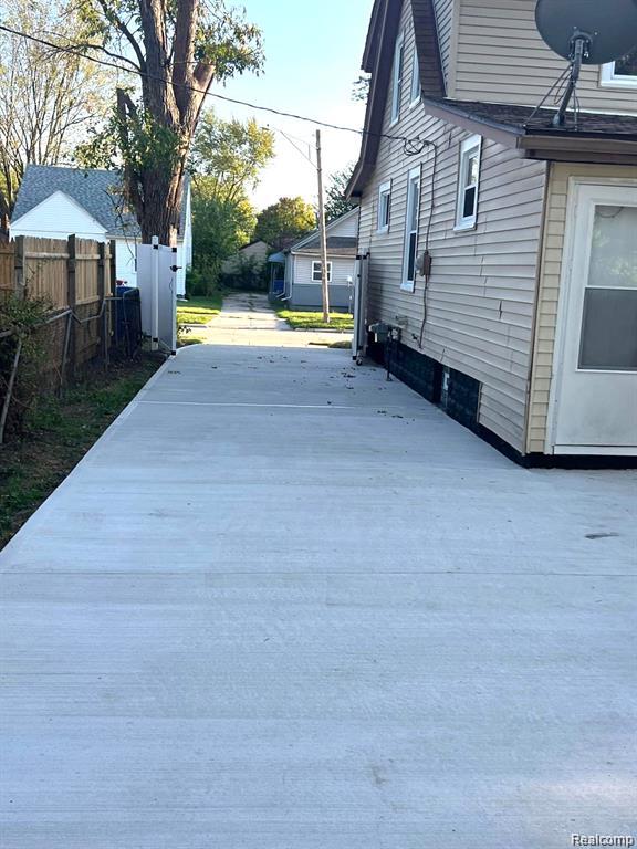 7527 Studebaker Avenue, Warren, MI 48091 — Photo 15