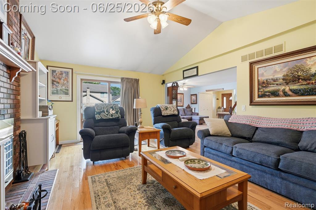 45658 Hanford Road, Canton, MI 48187 — Photo 13
