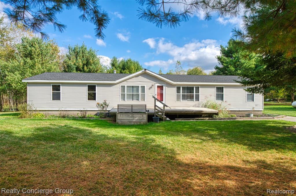 16013 Bird Road, Linden, MI 48451 — Photo 22