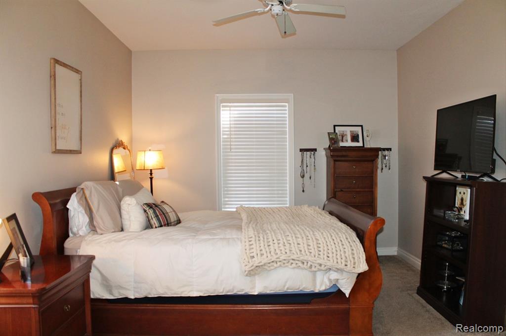 45679 N Stonewood Road, 58, Canton, MI 48187 — Photo 28