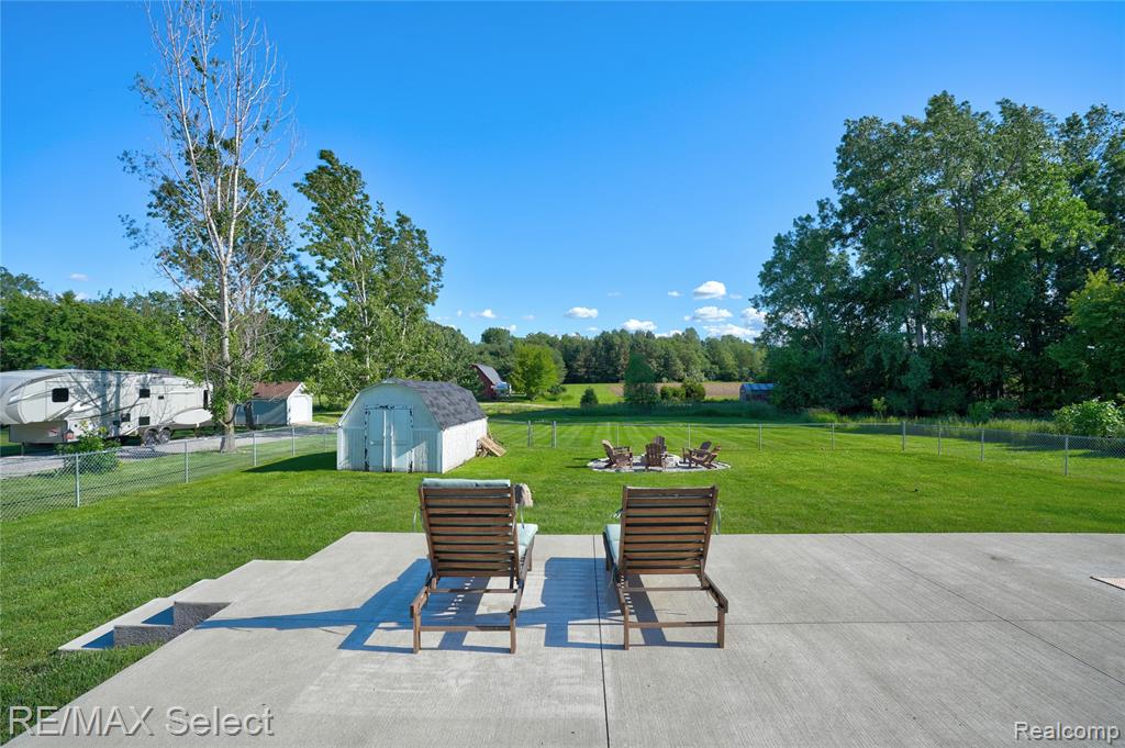 10469 W PIERSON Road, Flushing, MI 48433 — Photo 16