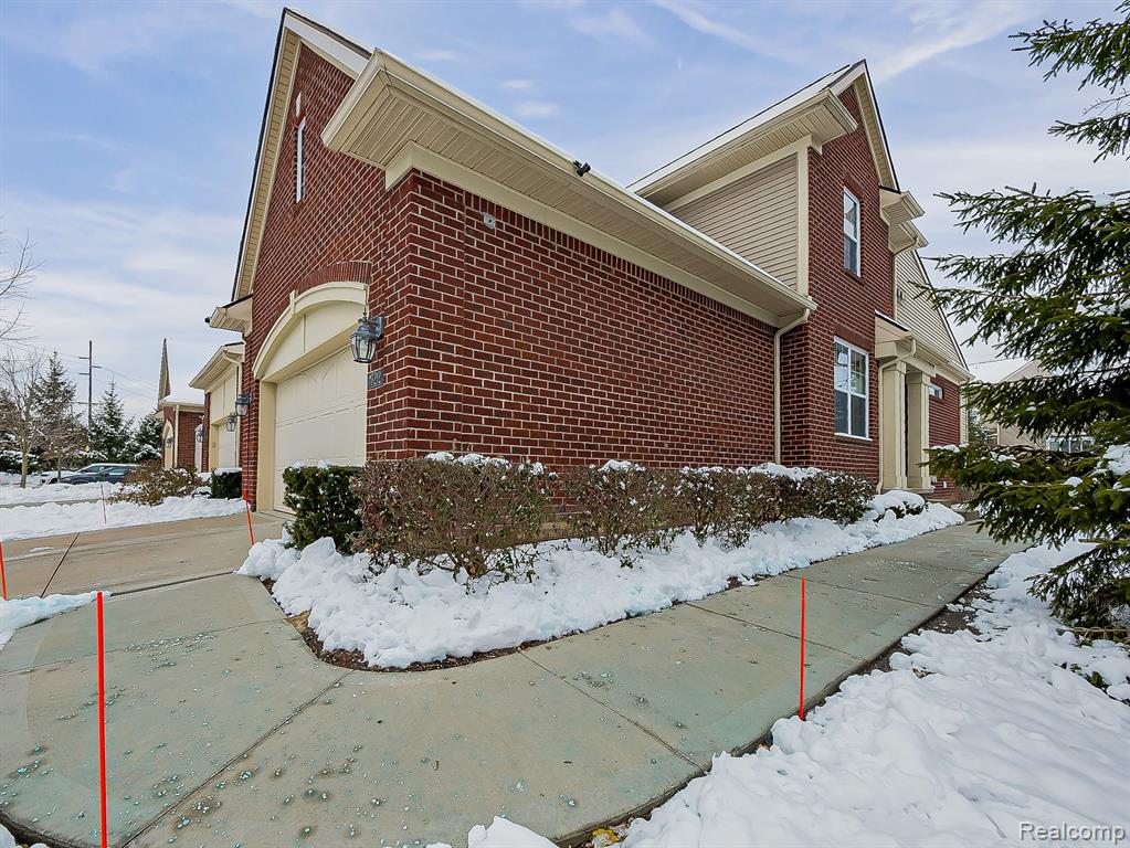 7212 Berry, West Bloomfield, MI — Photo 60
