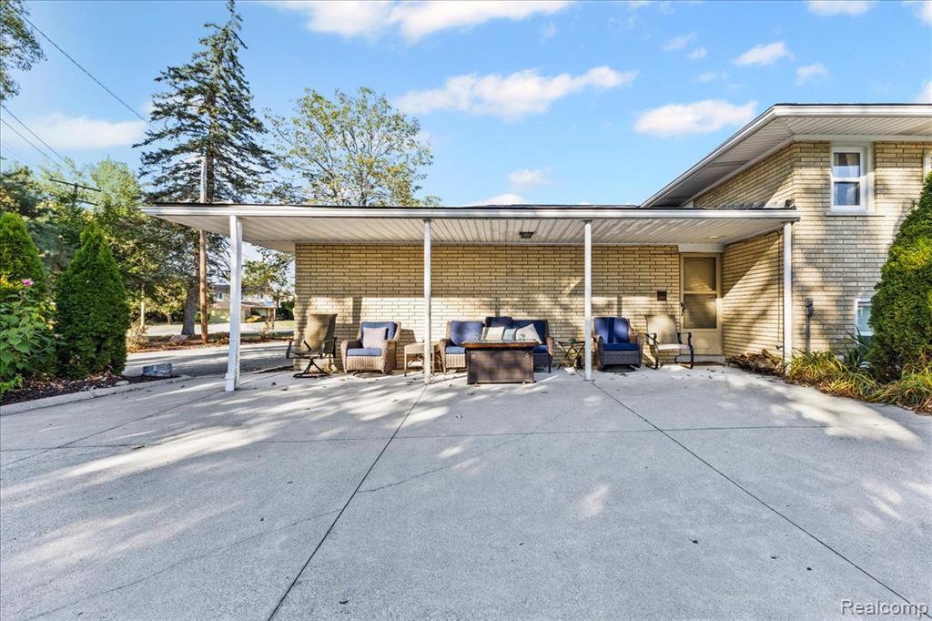 28791 Sunset Boulevard W, Lathrup Village, MI 48076 — Photo 61