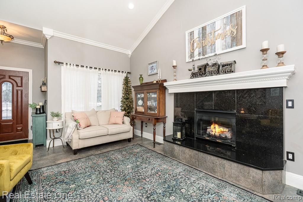 820 Quatro Lane, Addison, MI 48367 — Photo 3