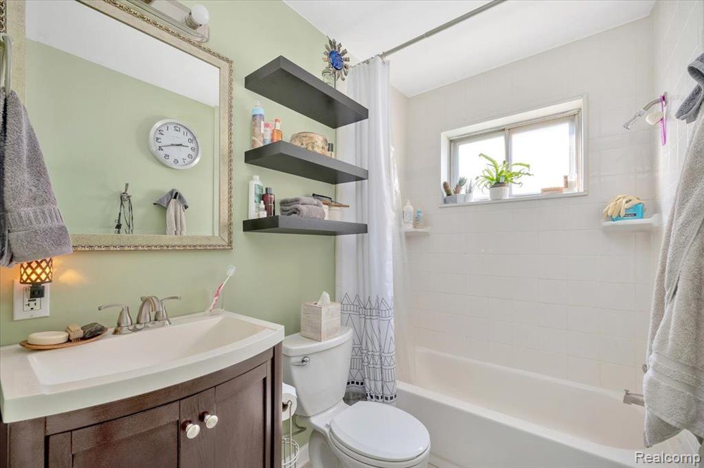 4820 BRIARWOOD Avenue, E2, Royal Oak, MI 48073 — Photo 9