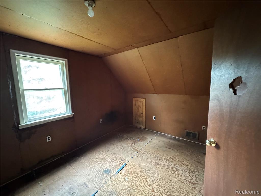 79 W Rowland Avenue, Madison Heights, MI 48071 — Photo 13