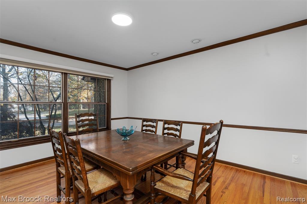 5946 Cherry Crest Drive, West Bloomfield, MI — Photo 9