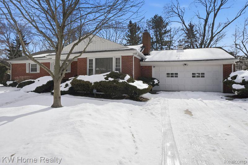 18635 San Diego Boulevard, Lathrup Village, MI 48076 — Photo 32